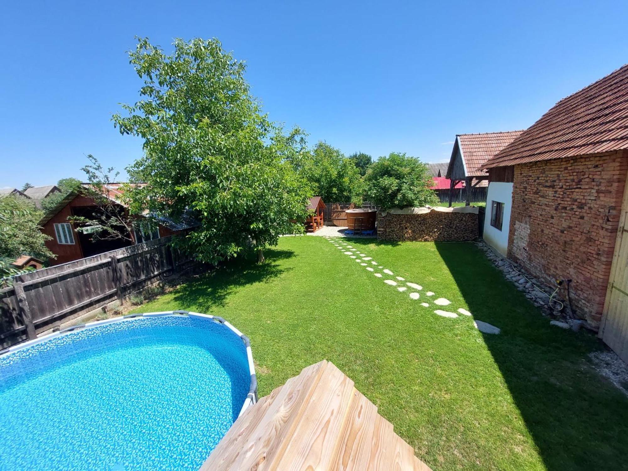 Casuta De Sub Munte Cartisoara Villa Dış mekan fotoğraf